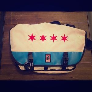 Chicago Chrome Messenger Bag